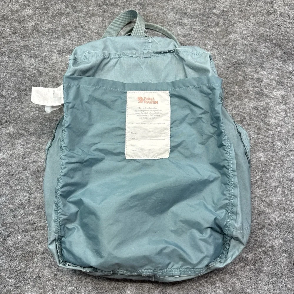 Fjallraven Kanken backpack blue water resistant quick dry pockets handles 23510